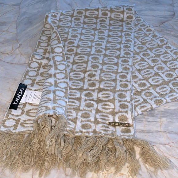 BEBE Scarf Cream/White with Logo - Picture 7 of 7